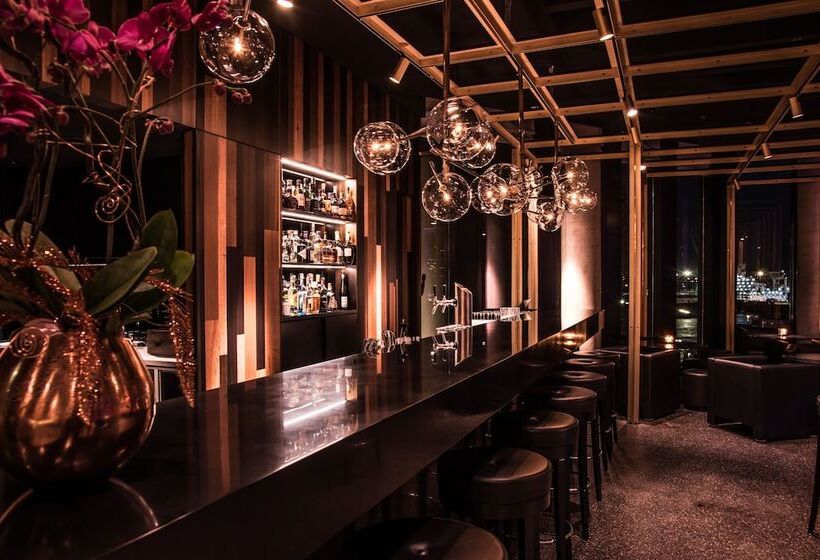 酒店 Empire Riverside