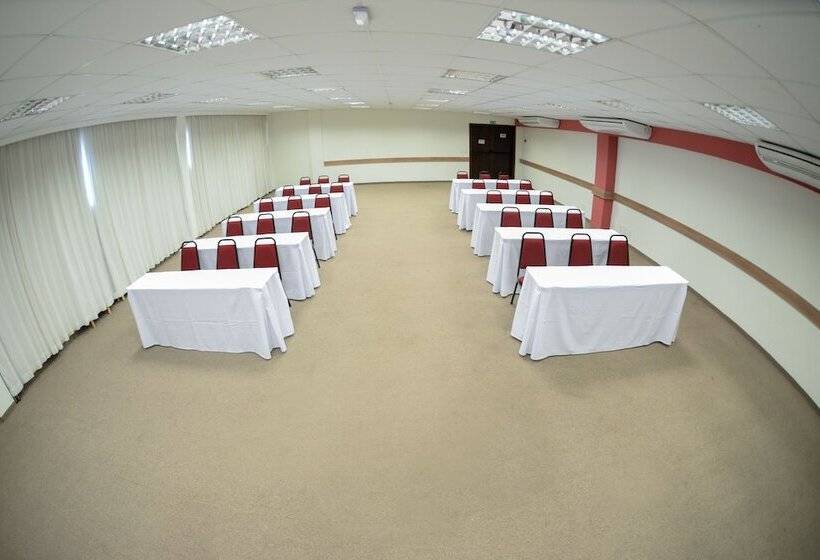 בית מלון כפרי Faria Lima Flat Service