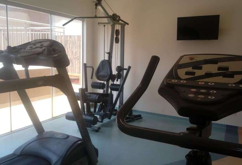 בית מלון כפרי Faria Lima Flat Service