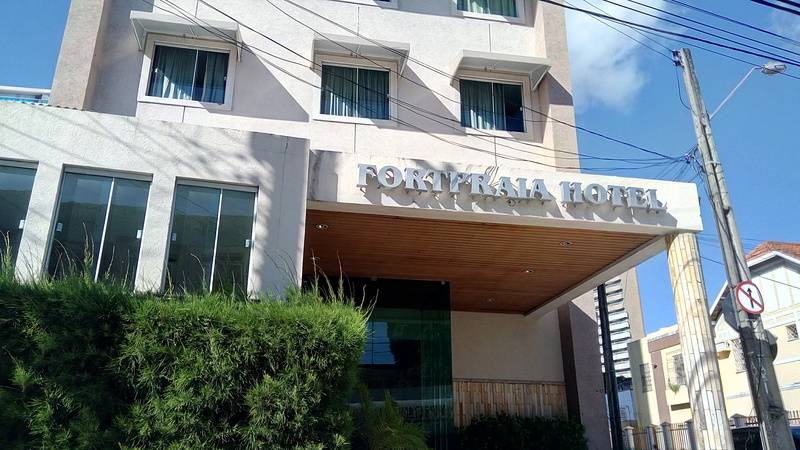 בית מלון כפרי Fort Praia