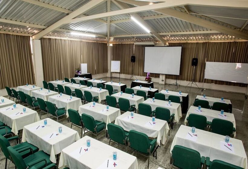 호텔 Golden Park Campinas Viracopos