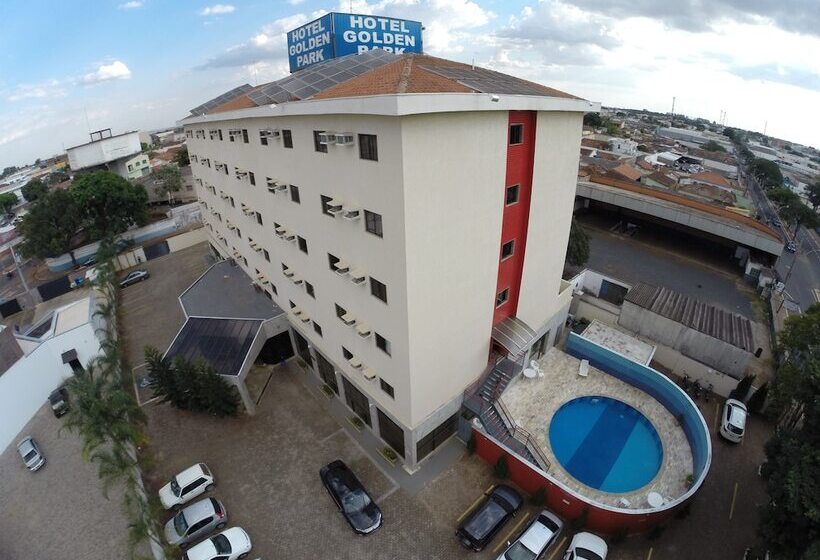 ホテル Golden Park Uberaba
