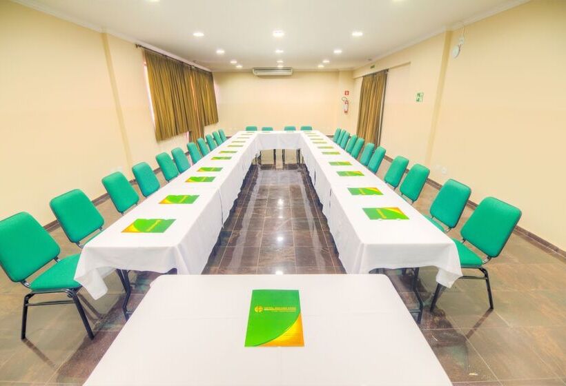 ホテル Golden Park Uberaba