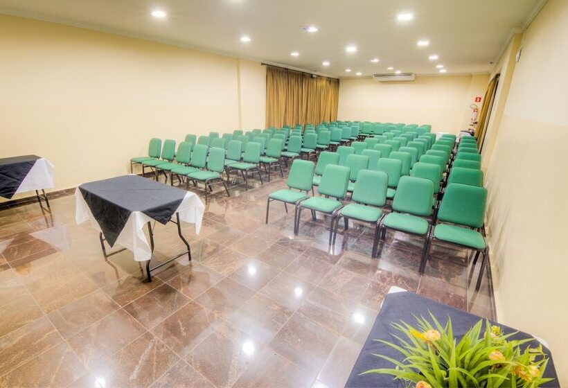 ホテル Golden Park Uberaba