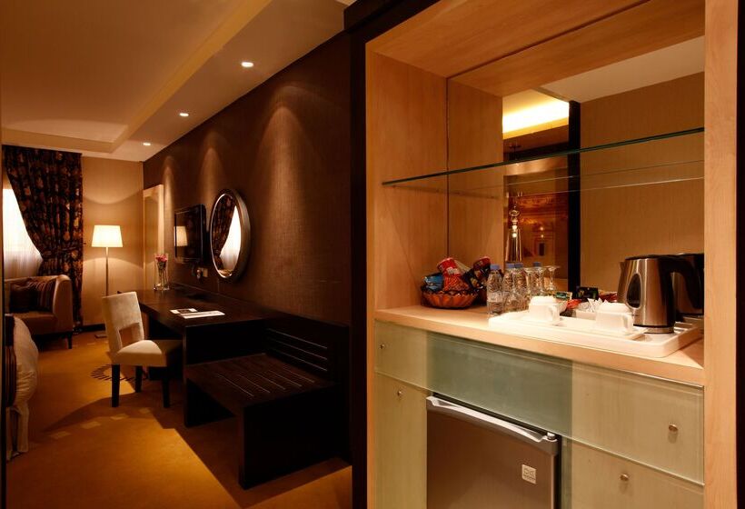 Grand Plaza Hotel   Takhasosi Riyadh