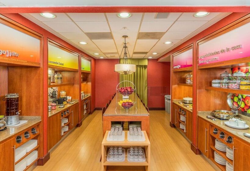 Отель Hampton Inn By Hilton Queretaro Tecnologico