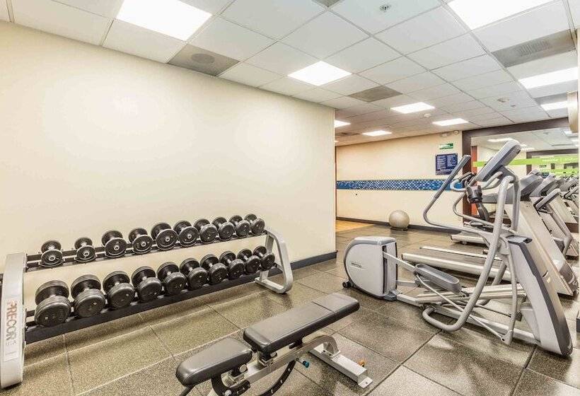 Отель Hampton Inn By Hilton Queretaro Tecnologico