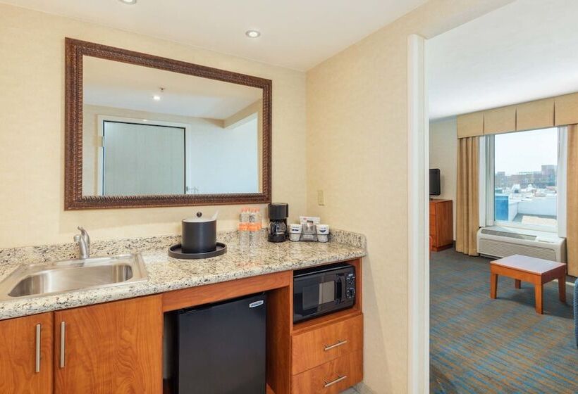 Отель Hampton Inn By Hilton Queretaro Tecnologico