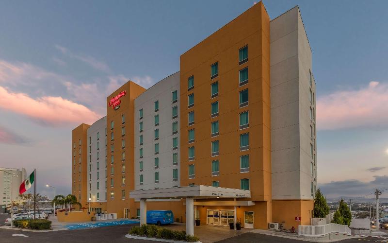 Отель Hampton Inn By Hilton Queretaro Tecnologico
