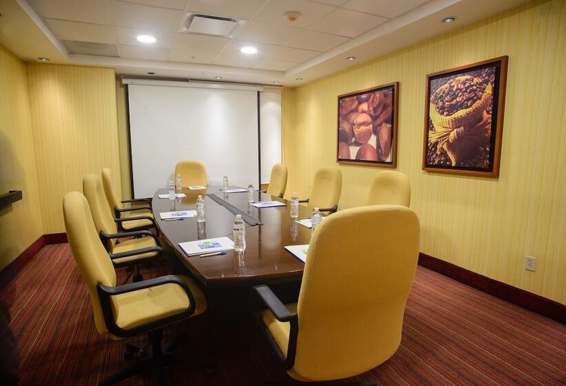 فندق Holiday Inn Express Tapachula, An Ihg