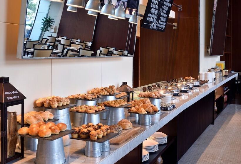 Отель Intercontinental Residence Suites Dubai Festival City, An Ihg