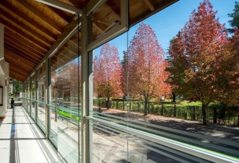 Отель Laghetto Premio