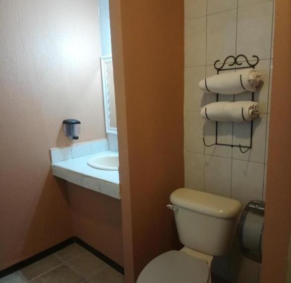 Capital Oc Hotel Marney