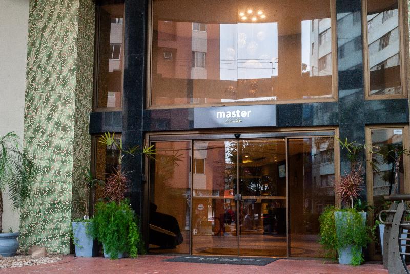 Master Curitiba Hotel   1,6 Km Do Estádio Couto Pereira   Show