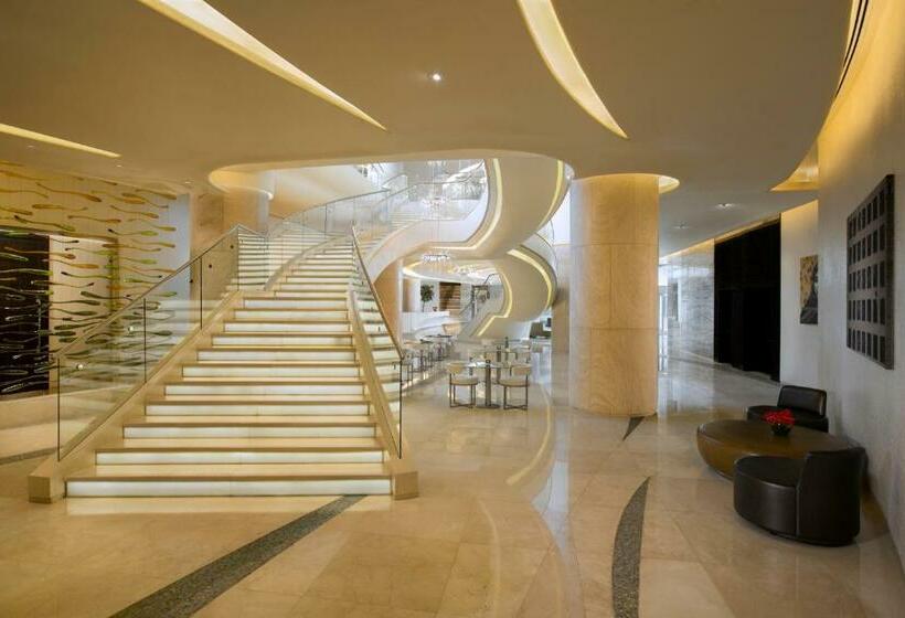 هتل Millennium Al Rawdah