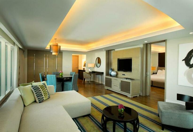 هتل Millennium Al Rawdah