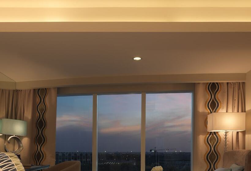 هتل Millennium Al Rawdah