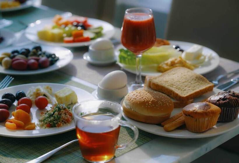 هتل Nour Al Thuria