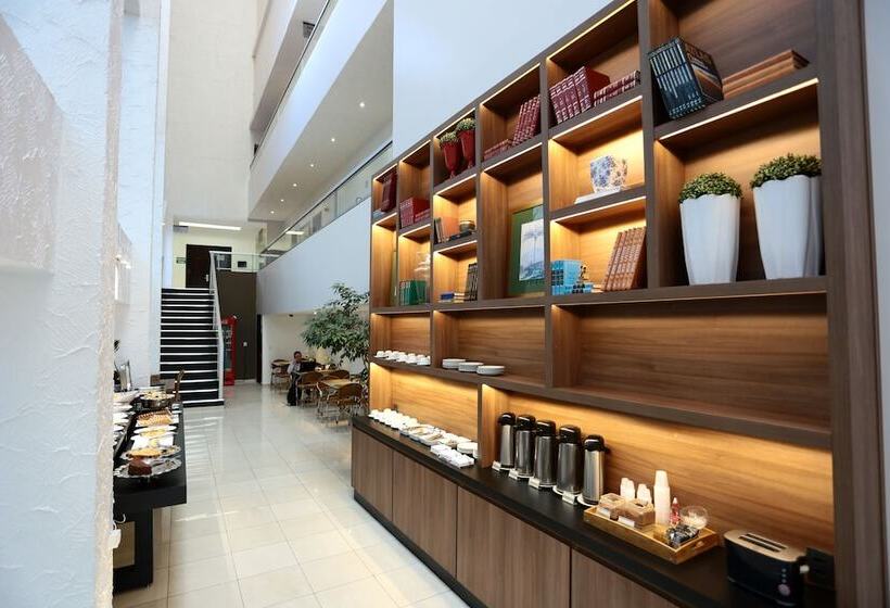 Отель Oasis Tower