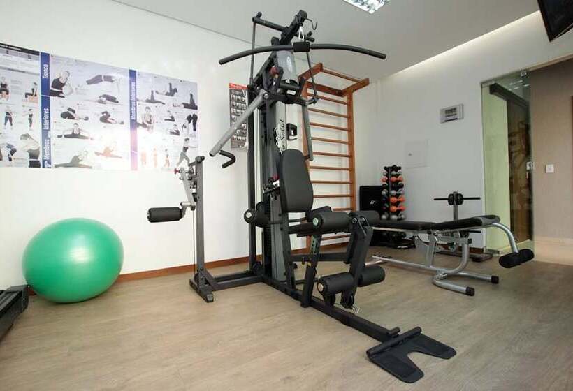 Отель Oasis Tower