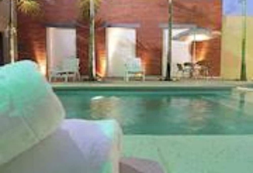 Отель Oasis Tower