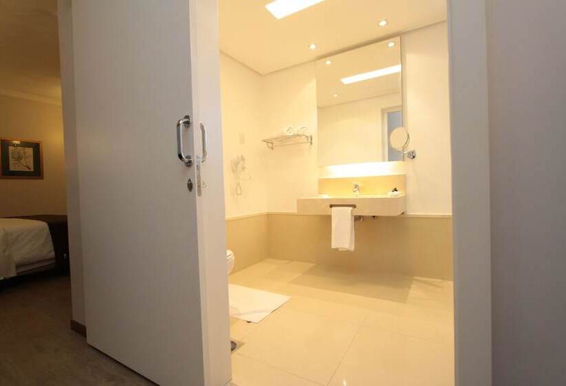 Отель Oasis Tower