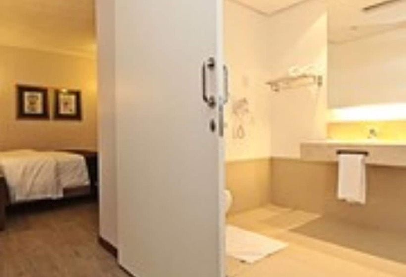 Отель Oasis Tower