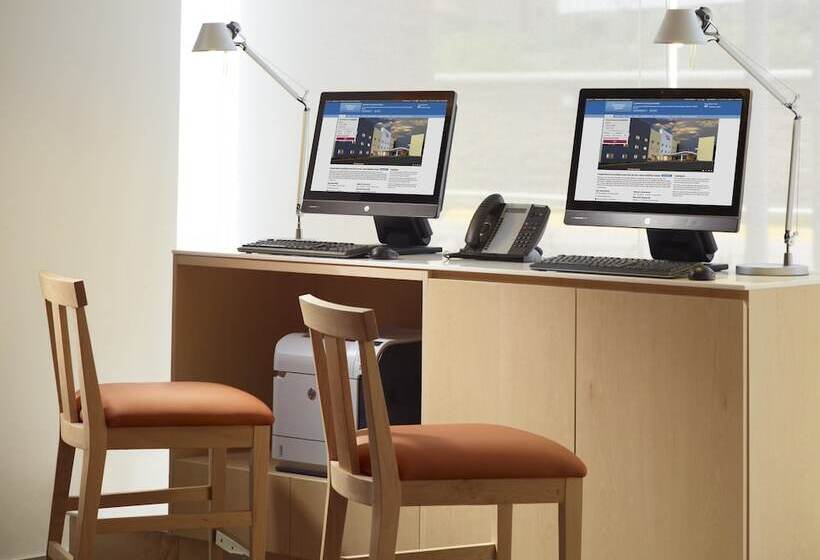 فندق One Saltillo Aeropuerto