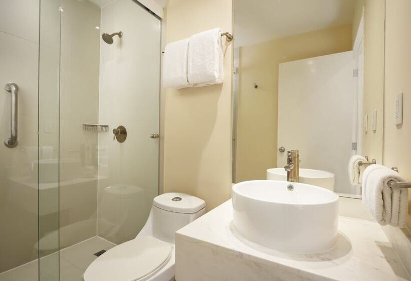 فندق One Saltillo Aeropuerto