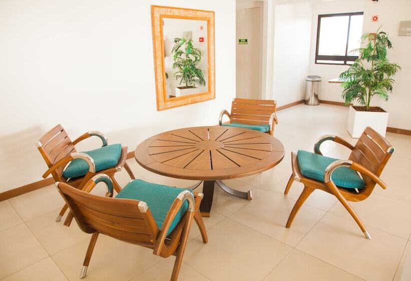 ホテル Palms Ponta Verde By Tropicalis