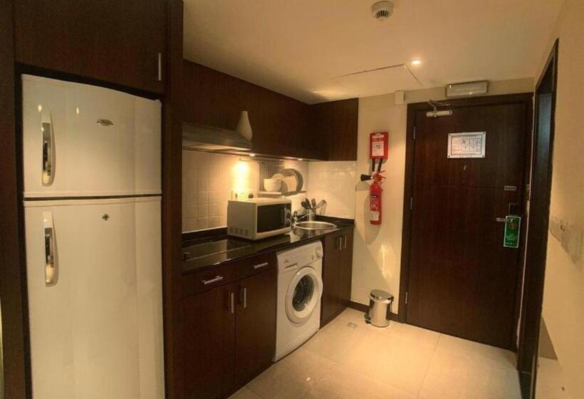 Phoenix Plaza Hotel Apartments