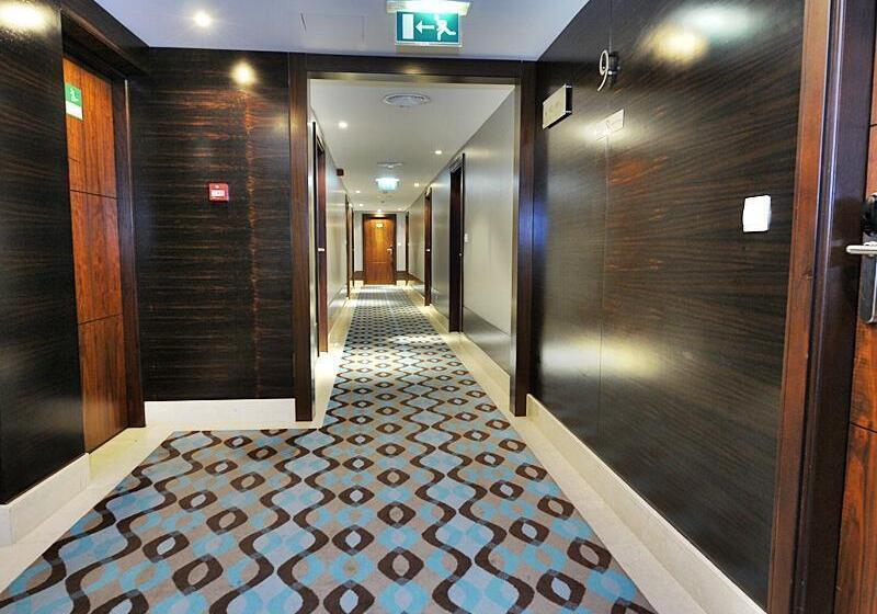 Phoenix Plaza Hotel Apartments