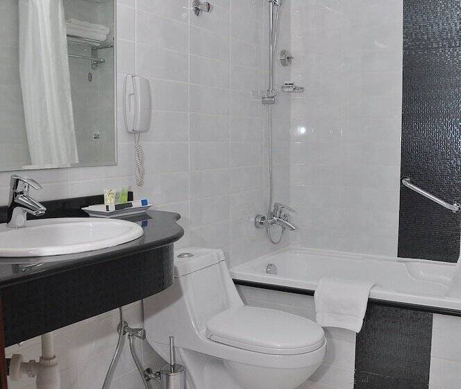 Phoenix Plaza Hotel Apartments