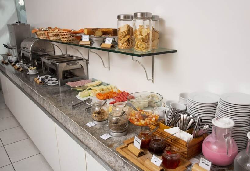 فندق Porto Maceio