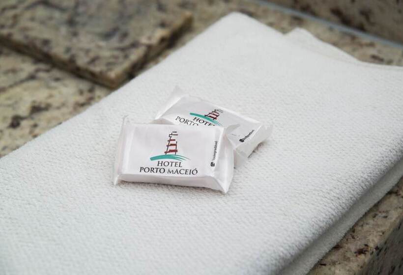 فندق Porto Maceio