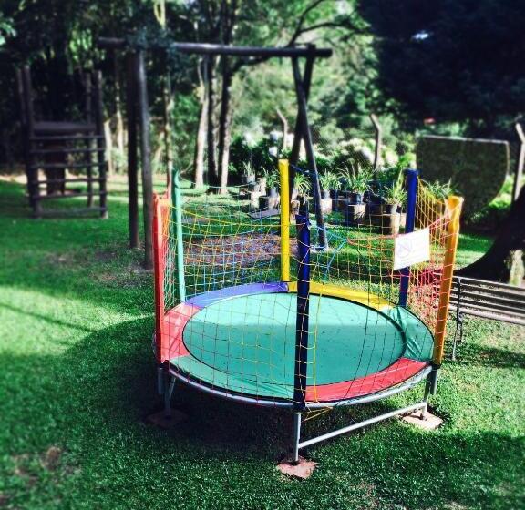 호텔 Pousada Ald' Mama