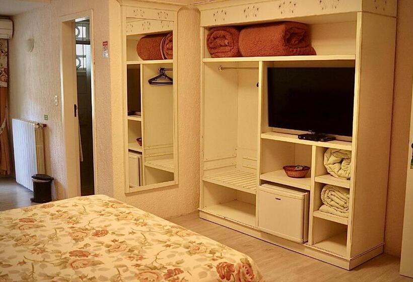 호텔 Pousada Ald' Mama