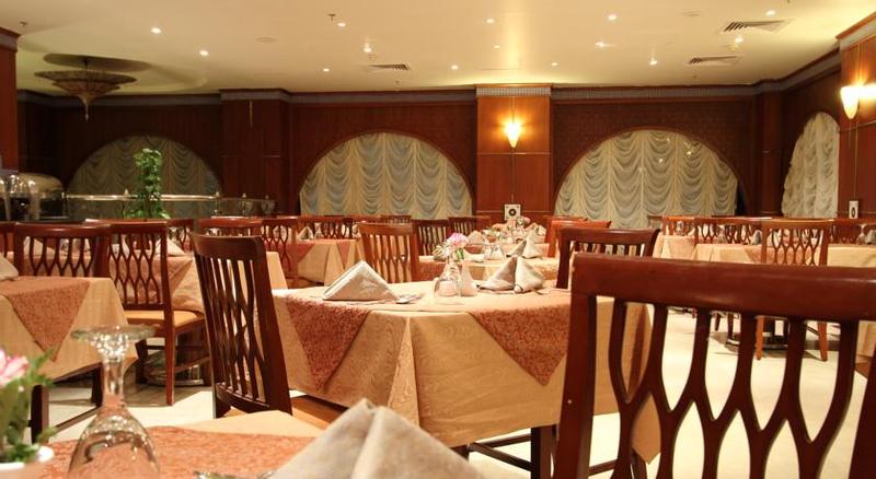 בית מלון כפרי Ramada Madinah Al Hamra