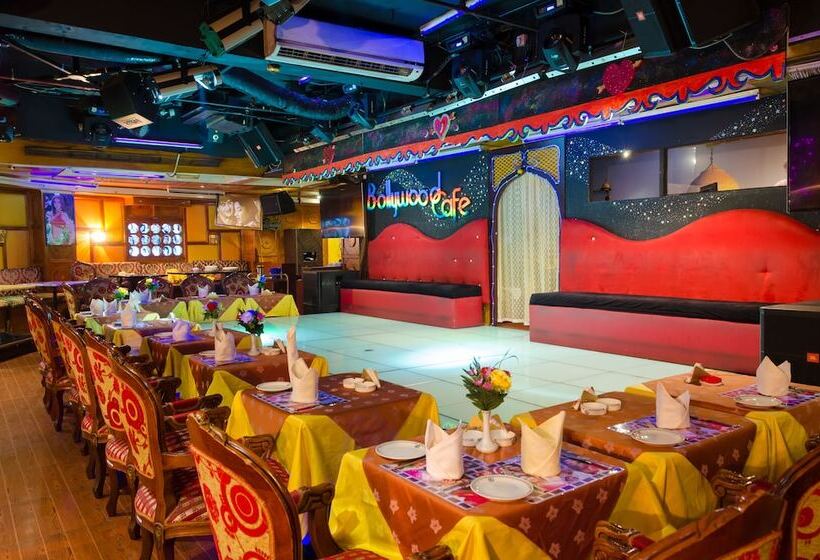 Отель Ramee Guestline