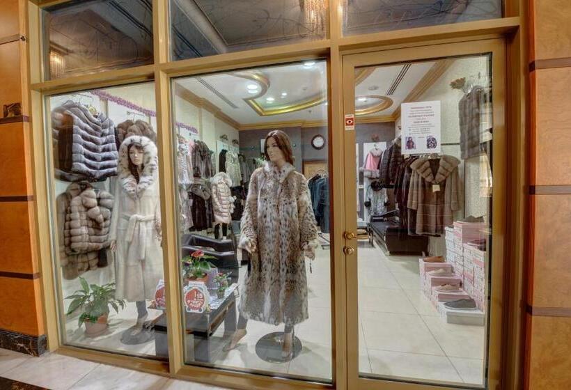 هتل Sahara Beach Resort & Spa