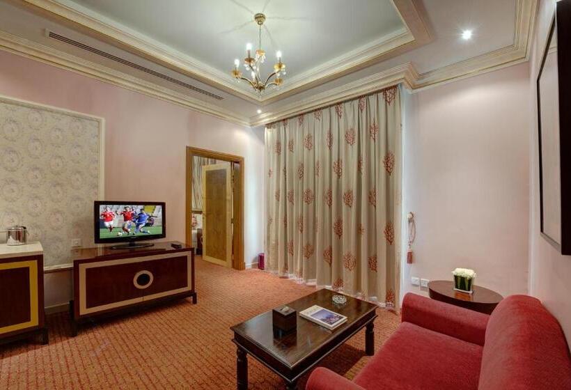 هتل Sahara Beach Resort & Spa