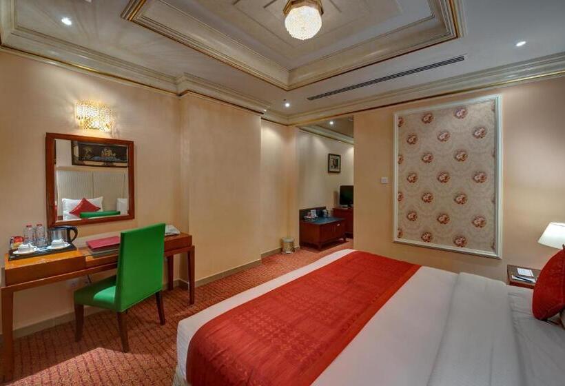 هتل Sahara Beach Resort & Spa