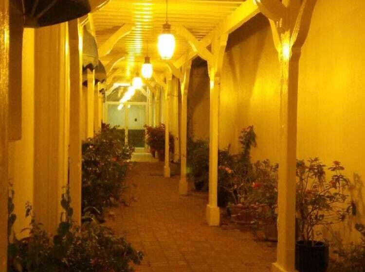 هتل Sharjah International Airport