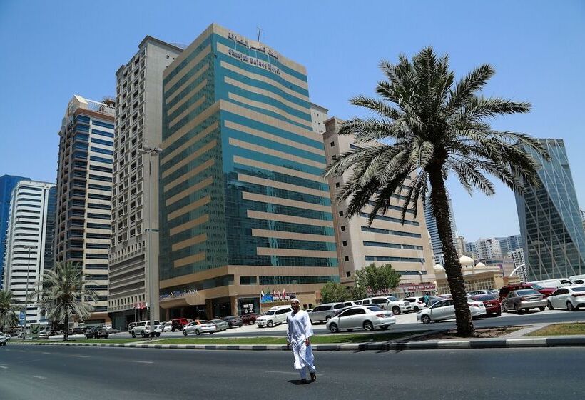 هتل Sharjah Palace