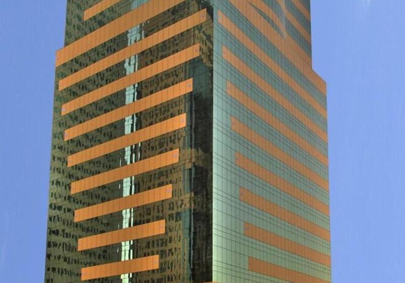 هتل Sharjah Palace