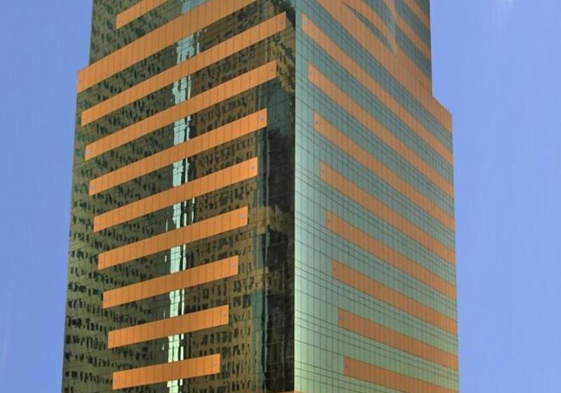 هتل Sharjah Palace