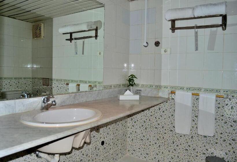 בית מלון כפרי JAZ Neo Naama Bay