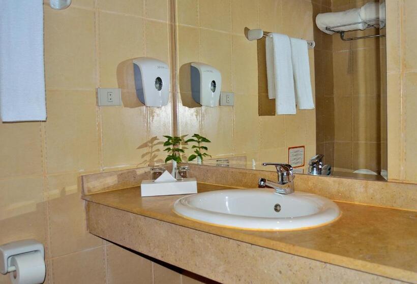 בית מלון כפרי JAZ Neo Naama Bay