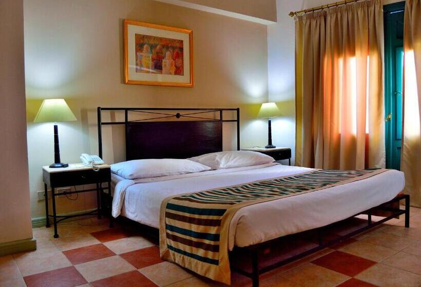 בית מלון כפרי JAZ Neo Naama Bay