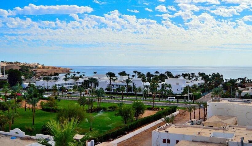 בית מלון כפרי JAZ Neo Naama Bay